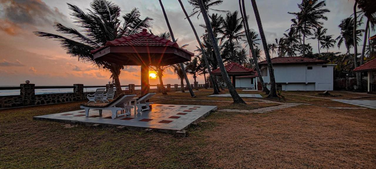 Nu-Vin Beach Hotel Ahangama Exteriér fotografie